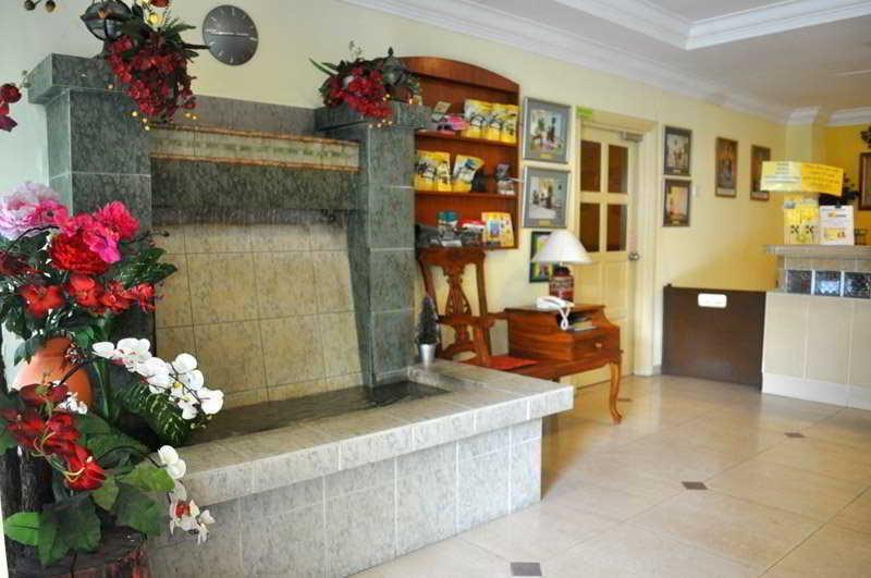 Sun Inns Hotel D'Mind Seri Kembangan Exterior foto
